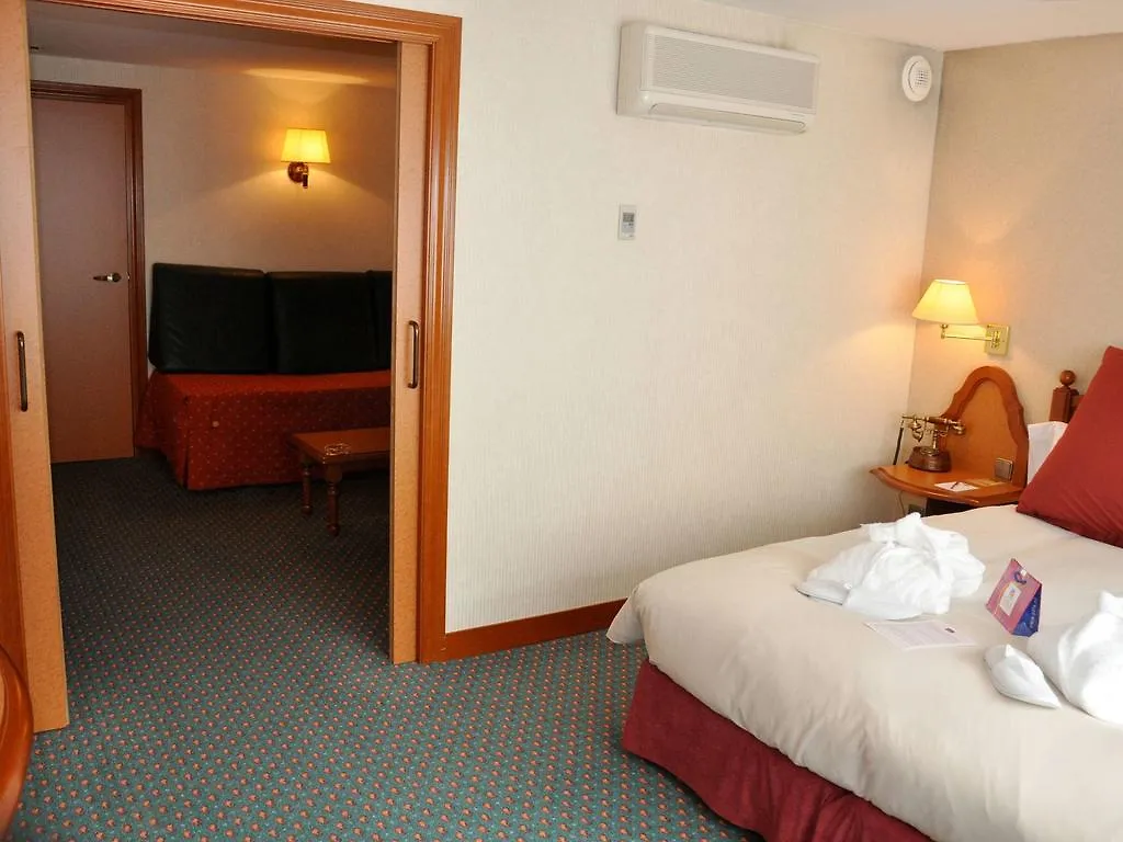 Отель Mercure Andorra