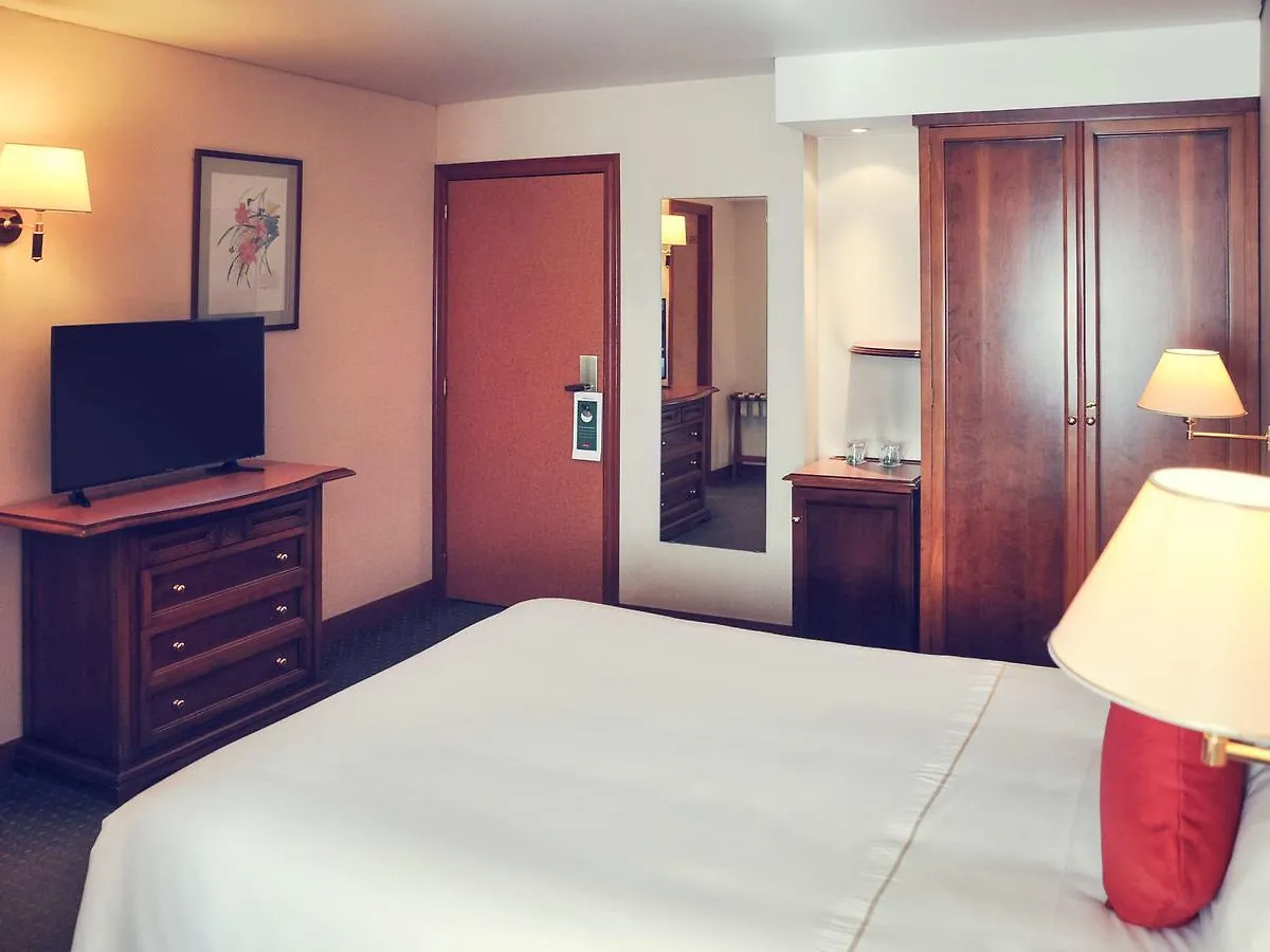 Отель Mercure Andorra