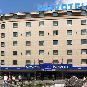 4* מלון Novotel